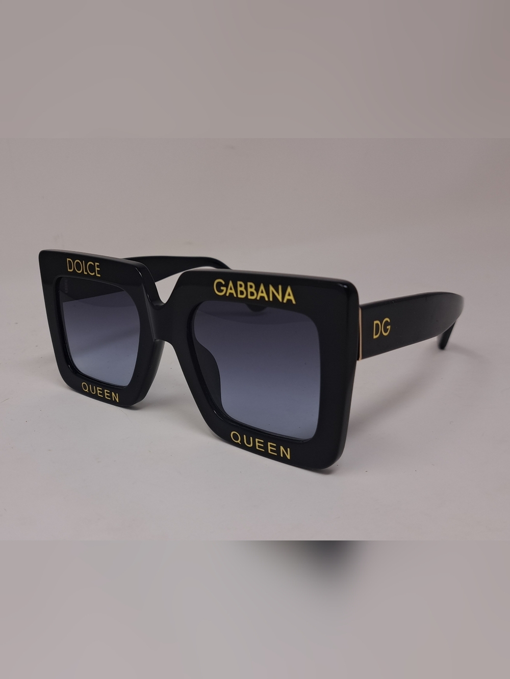 Dolce & Gabbana Women's Sunglasses Oversized Square Queen DG4328 52-24-135 - Picture 12 of 15